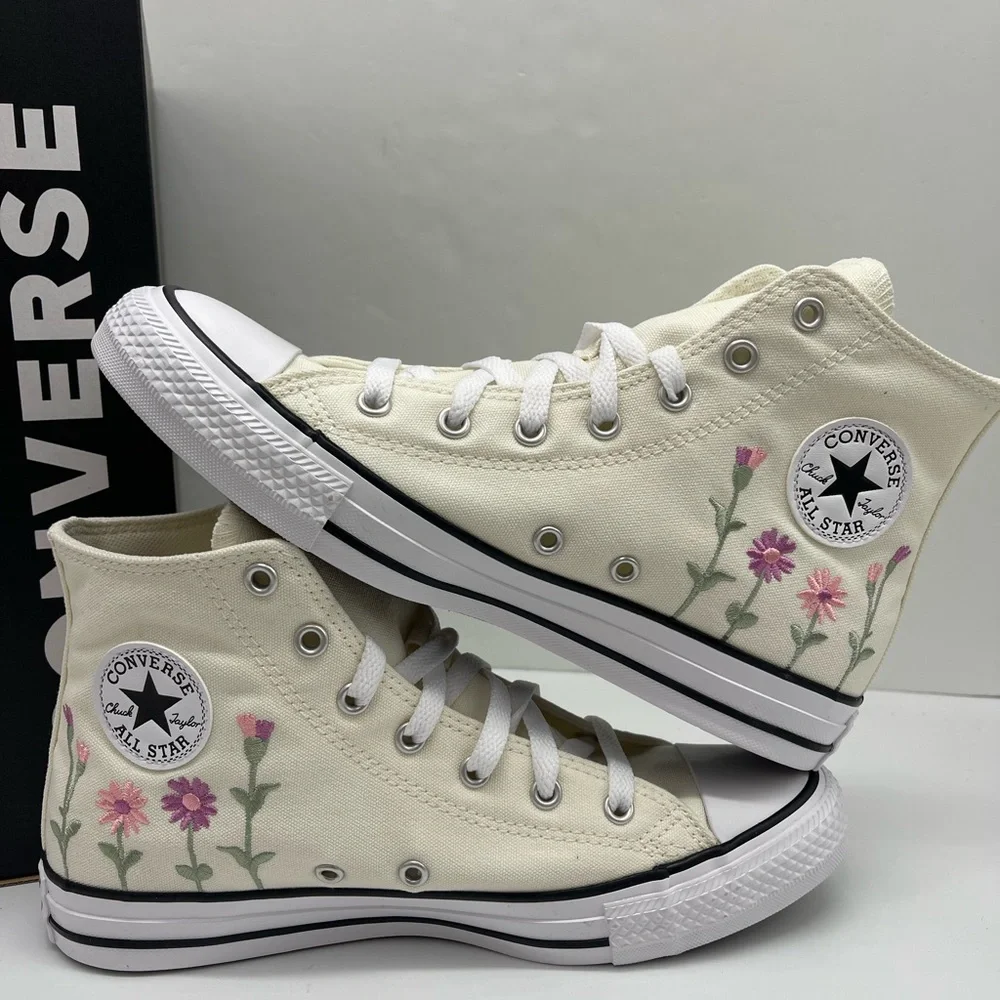 Converse WMNS High-Tops Pink Floral
CTAS HI
CORE FAT JELLYEIGH JITTER Sneakers - Picture 12 of 16
